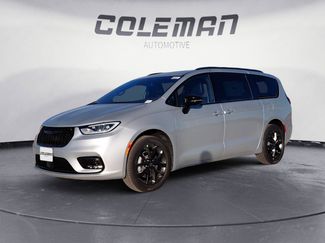 New 2026 Chrysler Pacifica Limited w/ S Appearance Package video 1