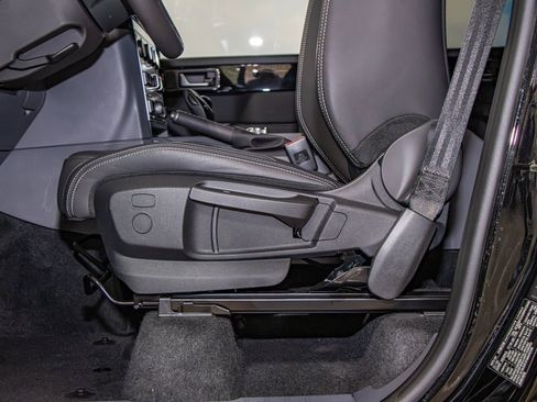 Used 2024 INEOS Grenadier image 15