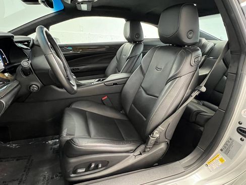 Used 2016 Cadillac ELR FWD image 8