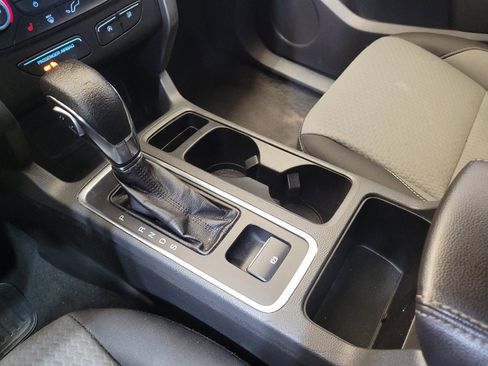 Used 2018 Ford Escape SE w/ SE Sync 3 Package FWD image 26