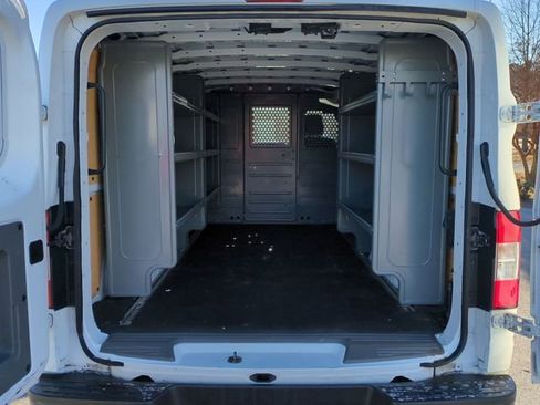 Used 2020 Nissan NV 1500 SV image 24