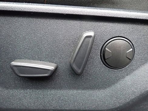 Certified 2023 Ford F150 XLT w/ Equipment Group 302A High image 24