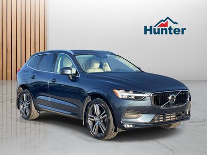 Used 2021 Volvo XC60 T5 Momentum w/ Premium Package