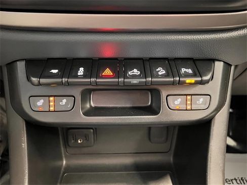 Used 2020 Chevrolet Colorado Z71 image 25