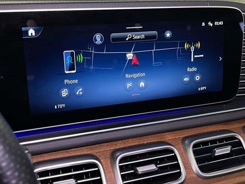 Used 2025 Mercedes-Benz GLS 450 4MATIC image 30