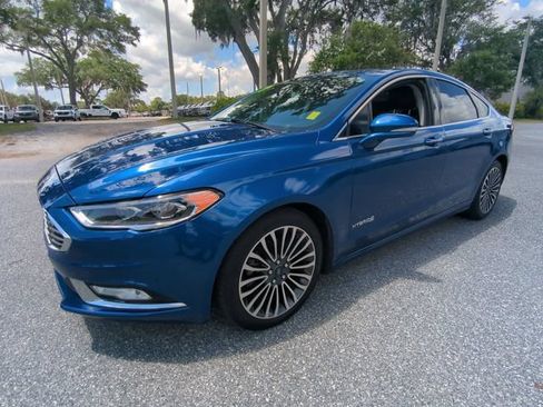 Used 2017 Ford Fusion Titanium FWD image 9