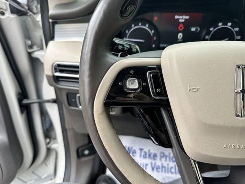 Certified 2020 Lincoln Corsair AWD w/ Equipment Group 101A image 27