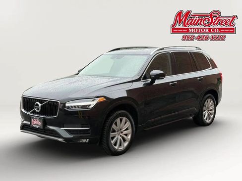 Used 2017 Volvo XC90 T6 Momentum w/ Vision Package AWD/4WD image 3