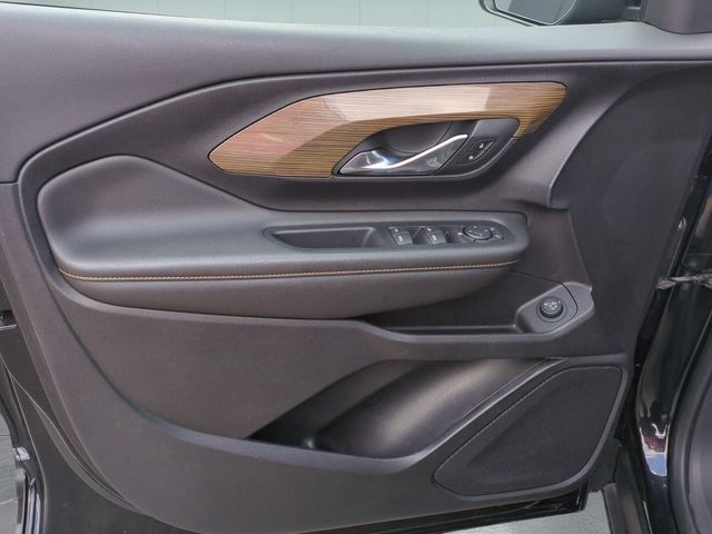 Used 2020 GMC Terrain SLE w/ Driver Convenience Package FWD image 14