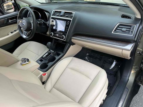 Used 2019 Subaru Outback 2.5i Limited w/ Popular Package #2 image 64