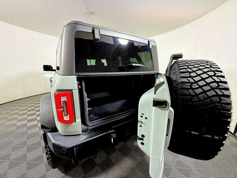 Used 2022 Ford Bronco Outer Banks w/ Sasquatch Package AWD/4WD image 22
