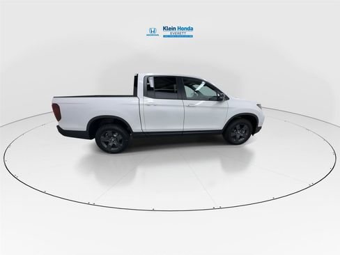 New 2026 Honda Ridgeline TrailSport image 3