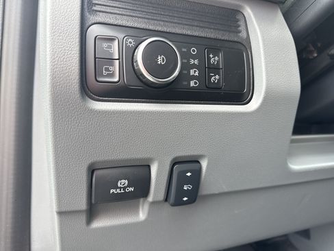Used 2025 Ford F450 XLT w/ XLT Value Package AWD/4WD image 26