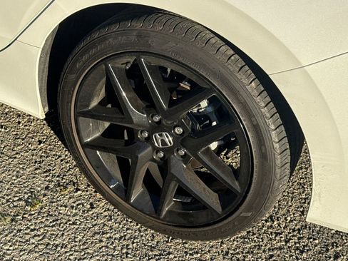 Certified 2025 Honda Civic Sport image 4