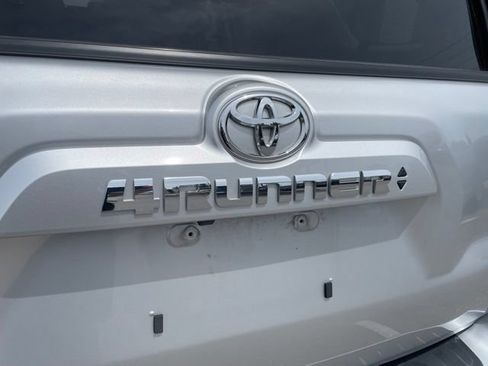 Used 2024 Toyota 4Runner SR5 RWD image 10