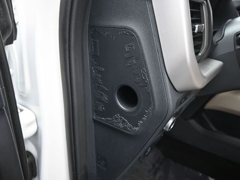 Used 2022 Ford Expedition XLT image 21