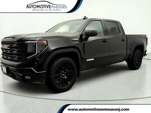 Used 2023 GMC Sierra 1500 Elevation AWD/4WD image 1