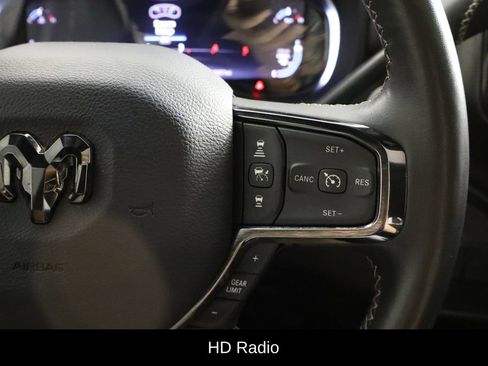 Used 2024 RAM 3500 Limited AWD/4WD image 10