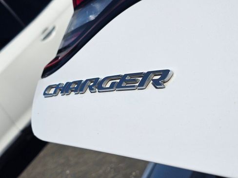 Certified 2021 Dodge Charger SXT w/ Leather Interior Group RWD image 17