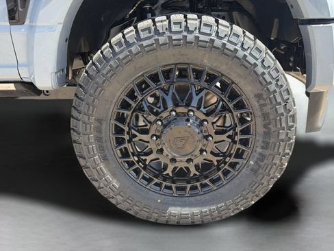 Used 2026 Ford F450 Platinum AWD/4WD image 9