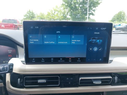 Used 2021 Lincoln Nautilus FWD w/ Equipment Group 101A image 22