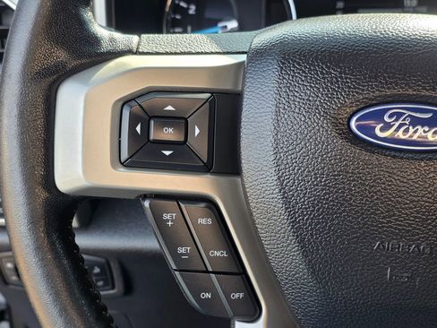 Used 2021 Ford F250 Lariat w/ Lariat Value Package image 21