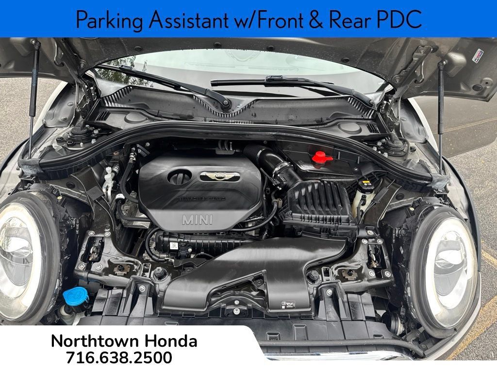 Used 2018 MINI Cooper Clubman ALL4 AWD/4WD image 16