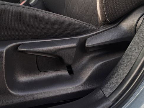 Certified 2023 Toyota Corolla LE image 10