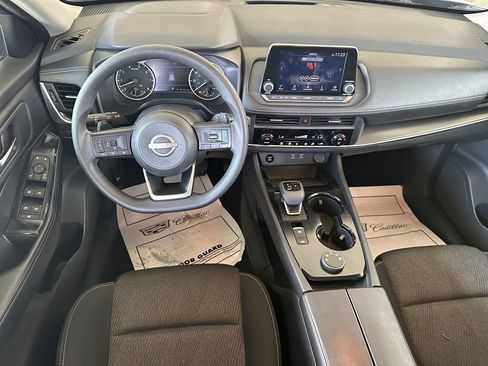 Used 2024 Nissan Rogue SV AWD/4WD image 10