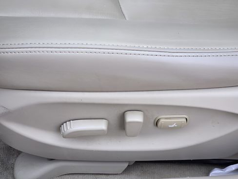 Used 2018 INFINITI Q50 Luxe w/ Essential Package (3.0T Luxe) image 14