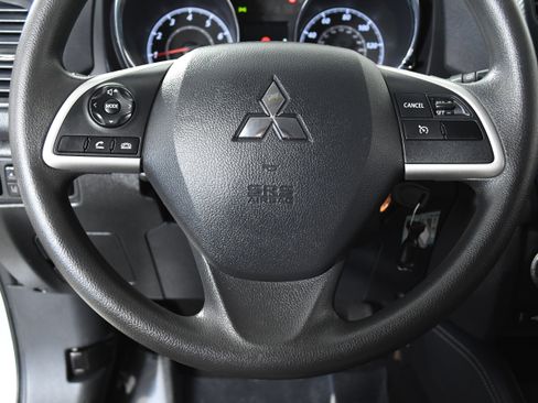 Used 2024 Mitsubishi Outlander Sport ES image 10