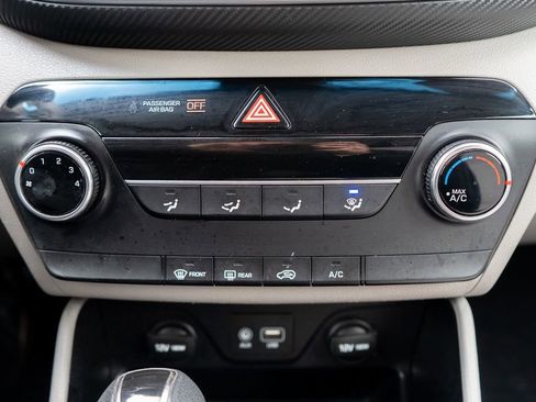 Used 2019 Hyundai Tucson SE w/ Cargo Package image 24