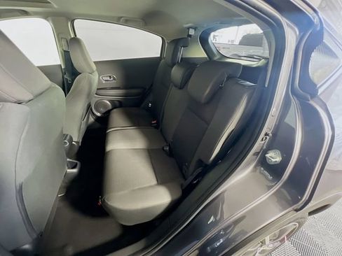 Used 2022 Honda HR-V EX image 27