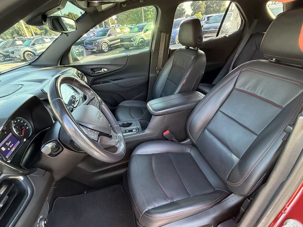 Used 2022 Chevrolet Equinox RS w/ RS Leather Package FWD image 22