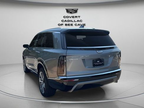 New 2026 Cadillac Vistiq Luxury image 7