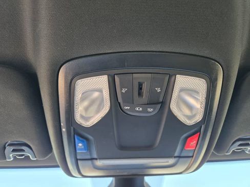 Used 2024 RAM 2500 Big Horn AWD/4WD image 17