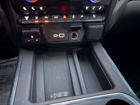 Used 2023 GMC Sierra 2500 Denali w/ Denali Ultimate Package image 18