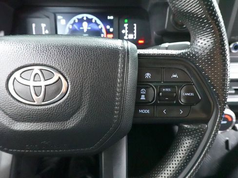Used 2024 Toyota Tacoma SR5 AWD/4WD image 13