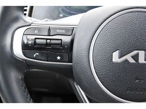Certified 2024 Kia Sportage EX FWD image 19