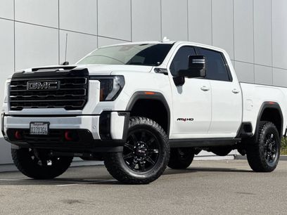 Used 2025 GMC Sierra 2500 AT4 w/ AT4 Premium Plus Package