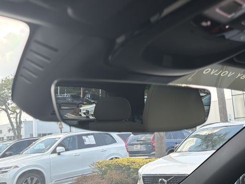 Certified 2026 Volvo XC60 B5 Core w/ Protection Package Premier AWD/4WD image 27