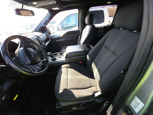 Used 2017 Ford F150 XLT w/ Equipment Group 302A Luxury image 8