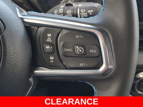 Used 2024 Jeep Wrangler High Altitude AWD/4WD image 23