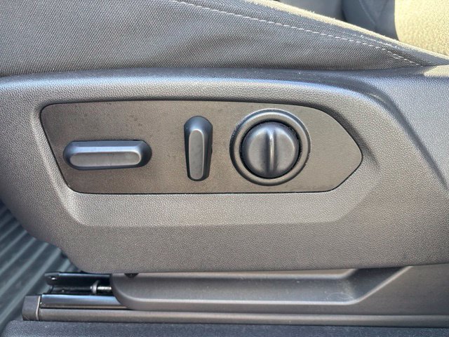 Used 2021 Chevrolet Silverado 1500 RST w/ Bed Protection Package RWD image 18