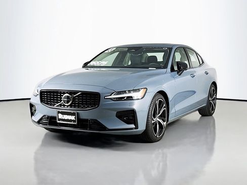 Used 2023 Volvo S60 B5 Ultimate w/ Climate Package AWD/4WD image 3