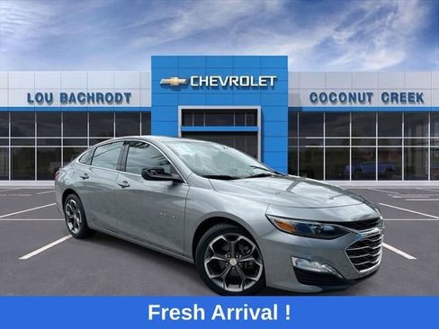 Used 2023 Chevrolet Malibu LT FWD image 2