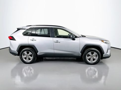 Used 2025 Toyota RAV4 LE AWD/4WD image 8