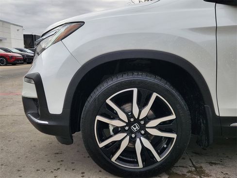 Used 2020 Honda Pilot Touring image 10