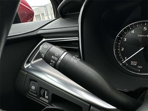 Used 2020 Cadillac XT5 Luxury image 39