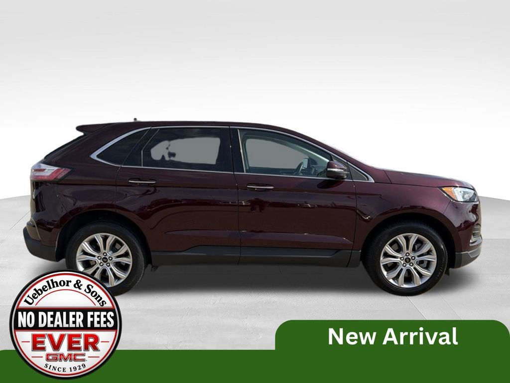 Used 2024 Ford Edge Titanium AWD/4WD image 3